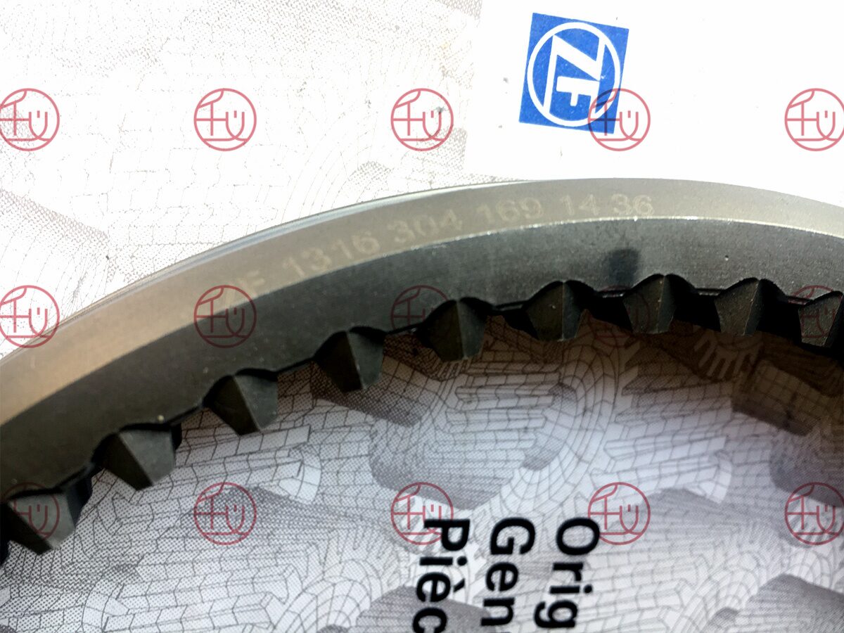 ZF 1316 304 169 photo 2