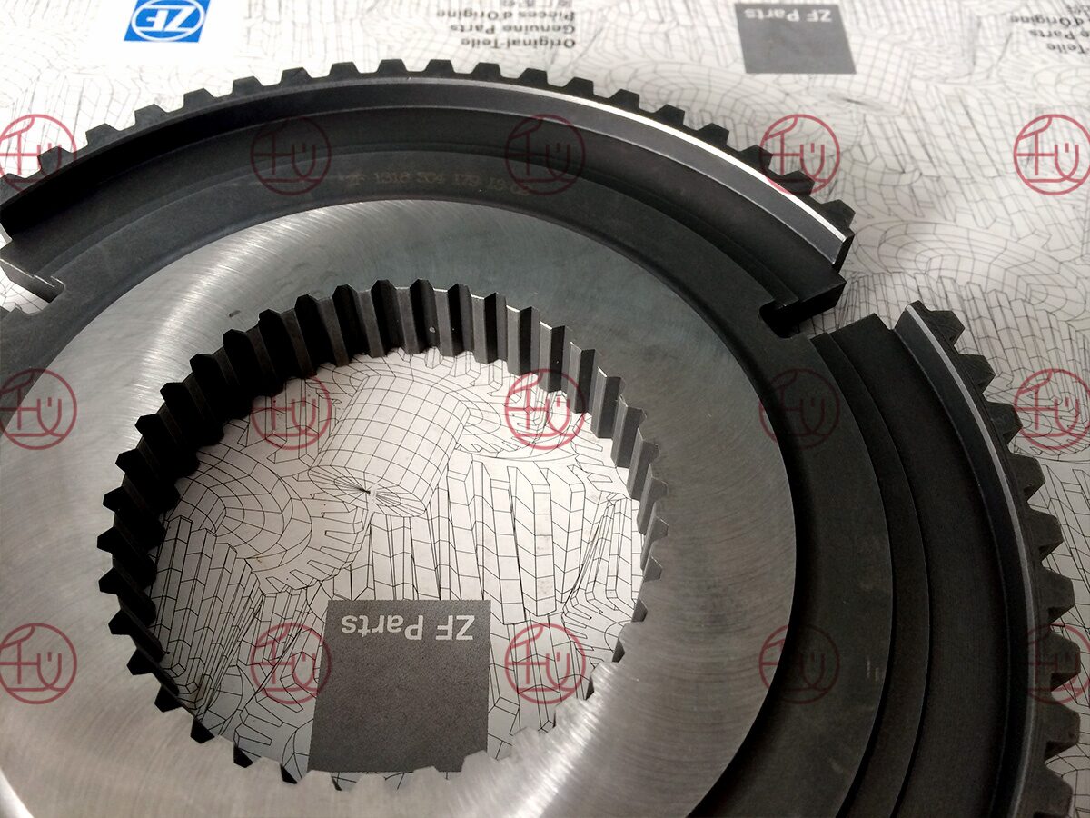 ZF 1316 304 179-1&2 Gear Seat photo 3